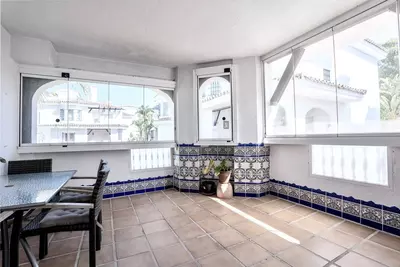 Middle Floor Apartment in Nueva Andalucía