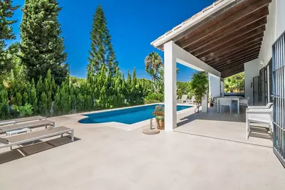 Detached Villa in Elviria