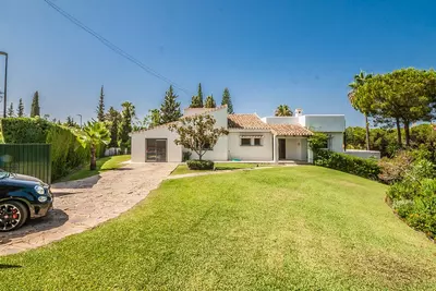 Detached Villa in Elviria