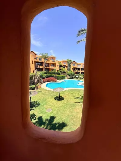 Middle Floor Apartment in Estepona