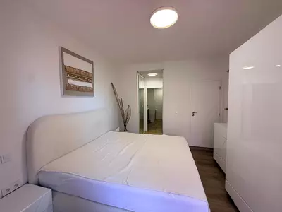 Middle Floor Apartment in Estepona