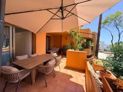 Middle Floor Apartment in Estepona