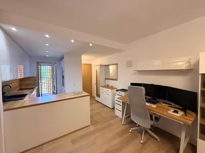 Middle Floor Apartment in Estepona