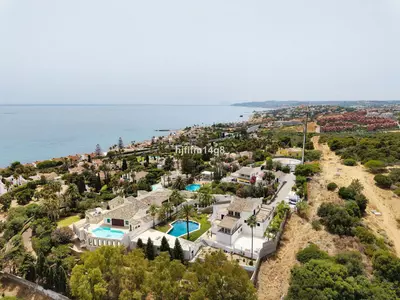 Detached Villa in Estepona