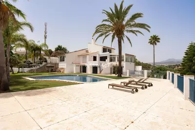 Detached Villa in Estepona