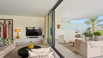 Middle Floor Apartment in Estepona