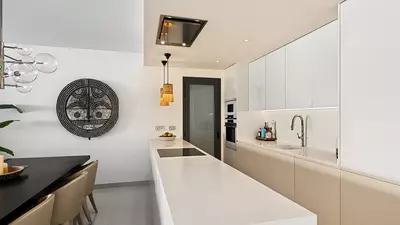 Middle Floor Apartment in Estepona