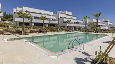 Middle Floor Apartment in Estepona