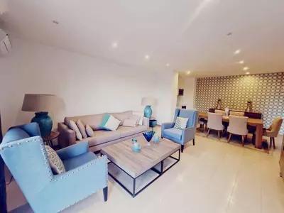 Detached Villa in El Paraiso