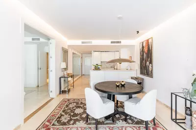 Middle Floor Apartment in Estepona