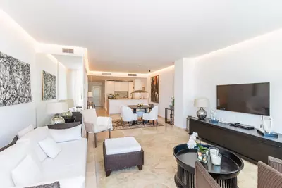 Middle Floor Apartment in Estepona
