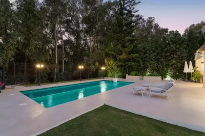 Detached Villa in Nueva Andalucía