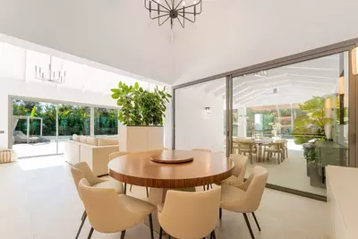 Detached Villa in Nueva Andalucía