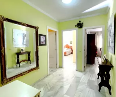 Middle Floor Apartment in Estepona