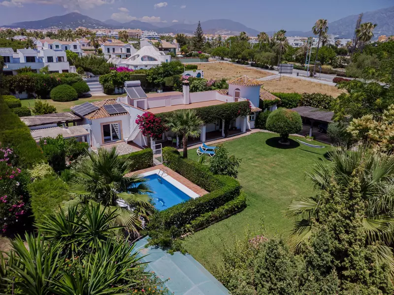 Detached Villa in San Pedro de Alcántara