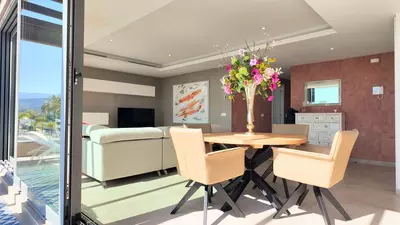 Top Floor Apartment in Cancelada