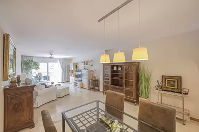 Middle Floor Apartment in Guadalmina Alta