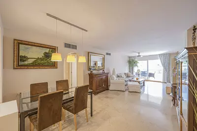 Middle Floor Apartment in Guadalmina Alta