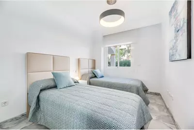 Ground Floor Apartment in Nueva Andalucía