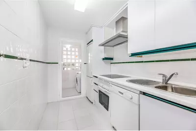 Ground Floor Apartment in Nueva Andalucía