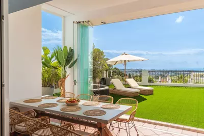 Ground Floor Apartment in Benahavís