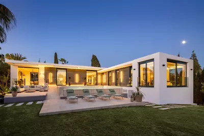 Detached Villa in Nueva Andalucía