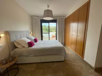Middle Floor Apartment in Estepona