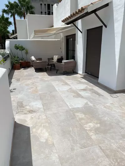 Middle Floor Apartment in Estepona
