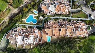Middle Floor Apartment in Estepona