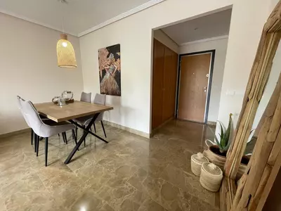 Middle Floor Apartment in Estepona