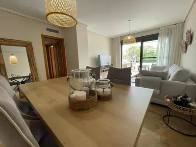 Middle Floor Apartment in Estepona