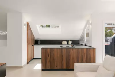 Top Floor Apartment in Nueva Andalucía