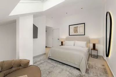 Top Floor Apartment in Nueva Andalucía