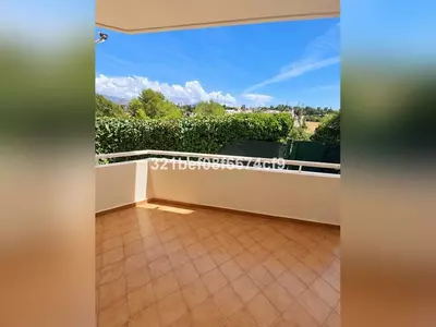 Ground Floor Apartment in Estepona