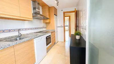 Middle Floor Apartment in Manilva