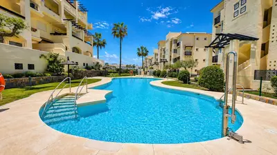 Middle Floor Apartment in Manilva
