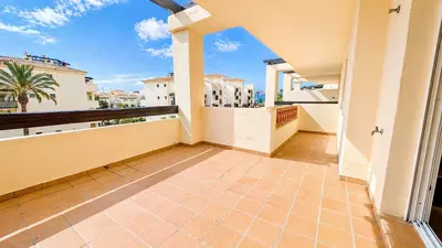 Middle Floor Apartment in Manilva