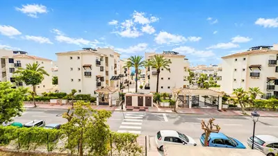 Middle Floor Apartment in Manilva