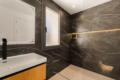 Middle Floor Apartment in Nueva Andalucía