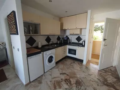 Middle Floor Apartment in Elviria