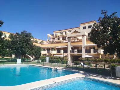 Middle Floor Apartment in Elviria