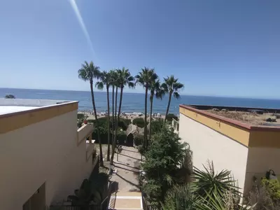 Middle Floor Apartment in Elviria