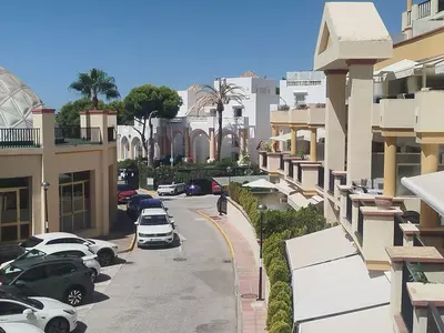 Middle Floor Apartment in Elviria