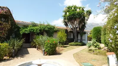 Detached Villa in Marbella
