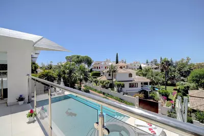 Detached Villa in Nueva Andalucía