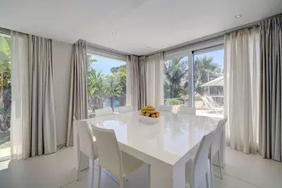 Detached Villa in Nueva Andalucía