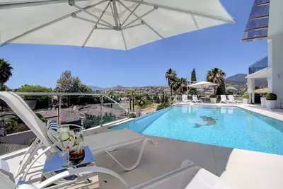 Detached Villa in Nueva Andalucía