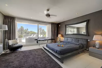 Detached Villa in Nueva Andalucía