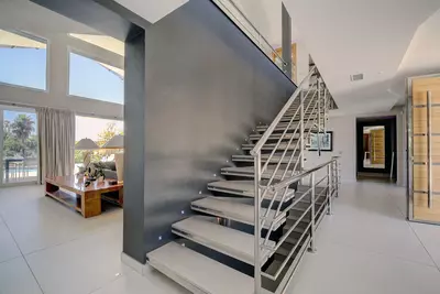 Detached Villa in Nueva Andalucía