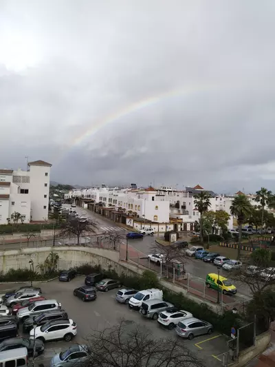 Middle Floor Apartment in Estepona